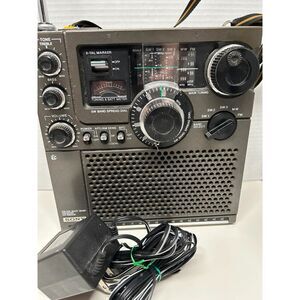SONY FM/MW/SW 5 Band Model ICF-5900W Shortwave Radio Works